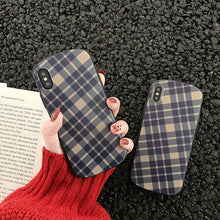 Load image into Gallery viewer, 韩风简约格子纹 iphone7plus手机壳11pro max复古时尚8plus苹果x手机壳xs冷淡风女款xr硅胶6s保护套