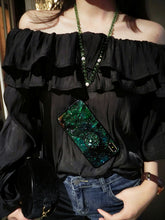 Load image into Gallery viewer, 祖母绿苹果X手机壳女iPhone7plus支架XR挂绳8网红xs潮牌max水钻6s