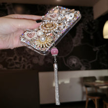 Load image into Gallery viewer, 网红iphoneXs max苹果8plus手机壳7冬季兔毛绒XR保护套6防摔少女