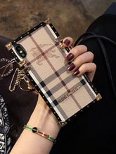 Load image into Gallery viewer, 壳手机a10/防摔潮牌A70A30格子全包A50A20M10奢华斜挎/三星//s9