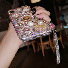 Load image into Gallery viewer, 网红iphoneXs max苹果8plus手机壳7冬季兔毛绒XR保护套6防摔少女