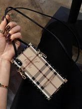 Load image into Gallery viewer, 壳手机a10/防摔潮牌A70A30格子全包A50A20M10奢华斜挎/三星//s9