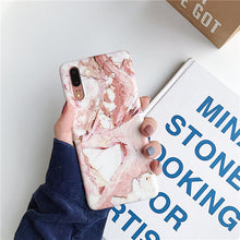 Load image into Gallery viewer, 简约ins大理石纹三星A70手机壳a50硅胶软套A40保护套个性冷淡风全包防摔可爱创意