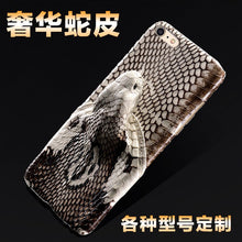 Load image into Gallery viewer, 三星s8手机壳s10plus皮套男款女s9+保护套s10全包防摔天然蛇皮套奢华手机后盖定制