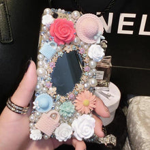 Load image into Gallery viewer, iphoneXs Max手机壳珍珠水钻Xr苹果7/8plus镜子带钻6s挂绳镶钻女X
